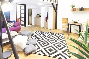 Dohany 28 Apartment