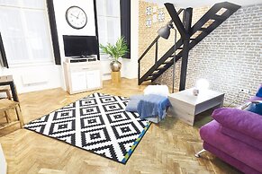Dohany 28 Apartment