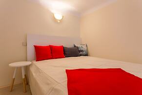 Jokai 3 Apartment