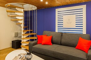 Jokai 3 Apartment