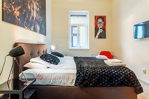 Kazinczy 11 Apartment