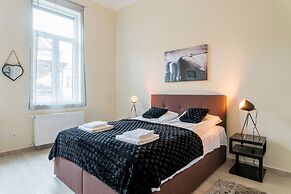 Kazinczy 11 Apartment