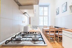 Kiraly 99 Apartment