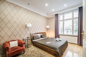 Magas 5 Apartment