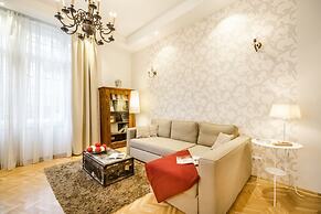 Magas 5 Apartment