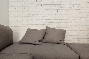 O 40 Apartment