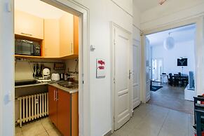 Revay 2 Apartment