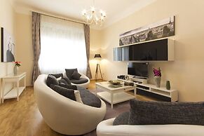 Vaci 12 Apartment