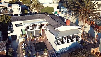 51 On Camps Bay