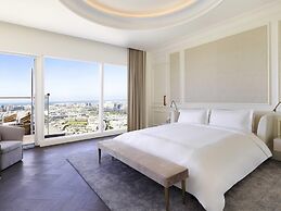 Sofitel Dubai The Obelisk