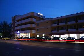 Hotel Europolis