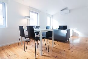 ON Apartments – Violin