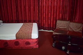 Hotel Givenci International