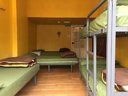 Albergue Azabache - Hostel