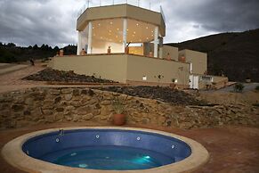Hotel Alma