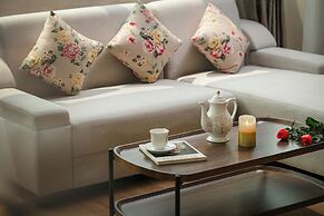 HB Serviced Apartment - 121B Quan Hoa