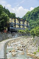 Yumori Onsen Hostel
