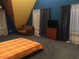 21 Business Club