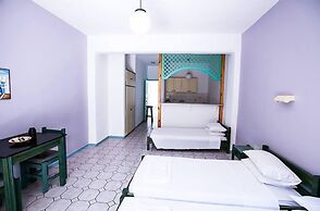 Julia Apartments