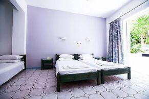 Julia Apartments