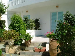 Julia Apartments