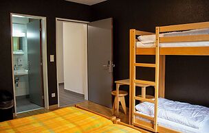 Geneva Hostel