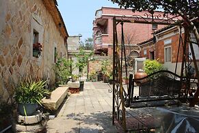 Xia Xing Inn