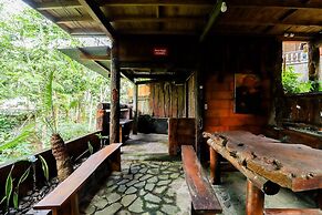 Rimbono Homestay
