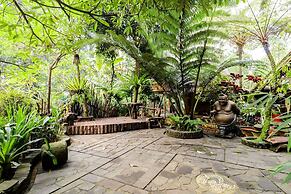 Rimbono Homestay