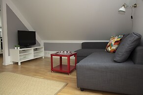 Mørk Apartments