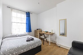 Tower Bridge Accommodation - 11