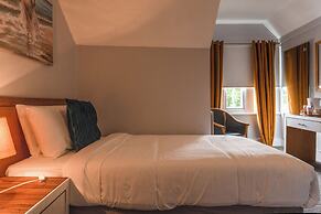 Best Western The Plough Hotel