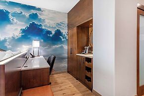 Cambria Hotel Nashville Airport