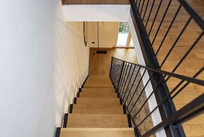 Apollonia Apartment