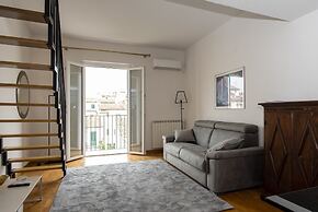Apollonia Apartment