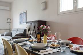 Apollonia Apartment