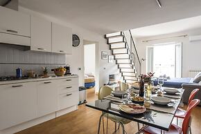 Apollonia Apartment