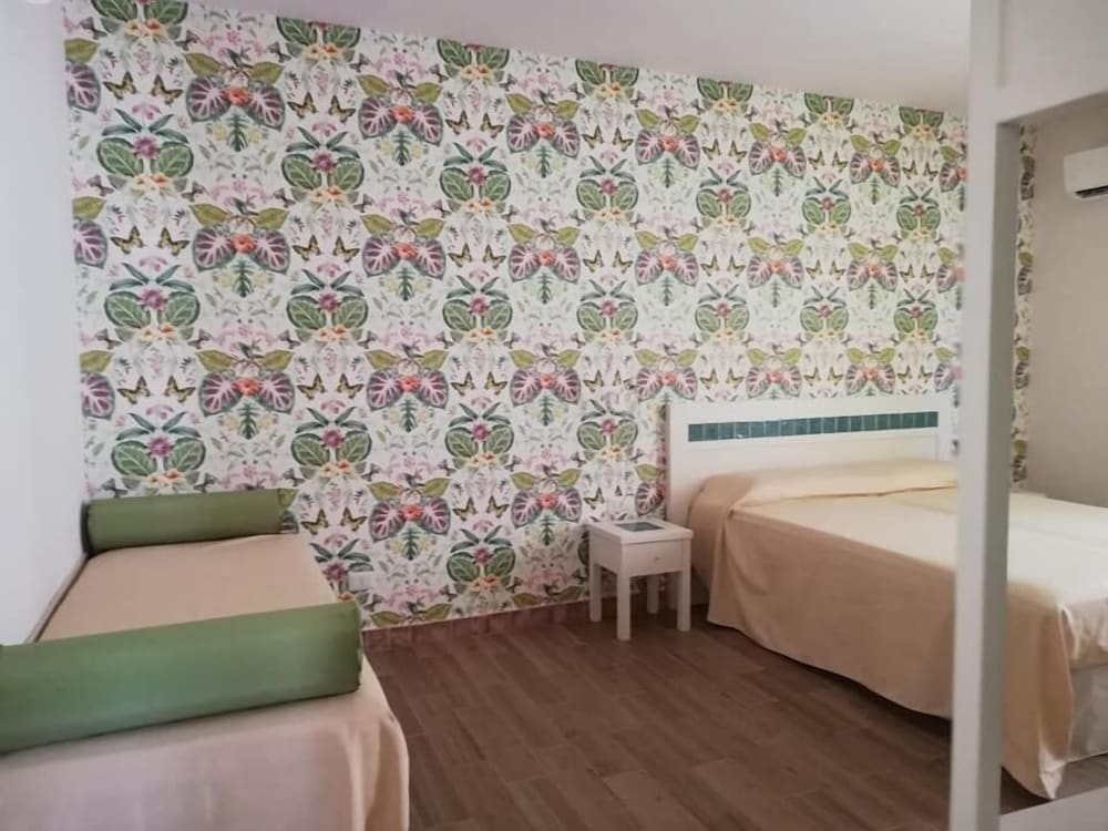 Aramoni B&B
