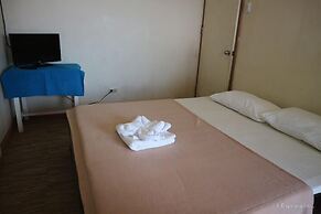 Blue Wave Inn Beach Resort & Restaurant