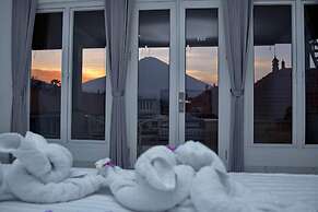 Seamount Hotel