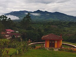 Mountain Lodge CheTica