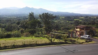 Mountain Lodge CheTica