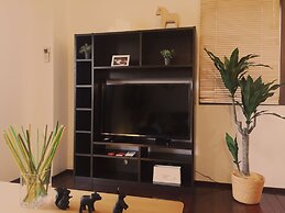 Sunrise House 2F