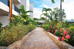Naboo Resort & Dive Center - Adults Only