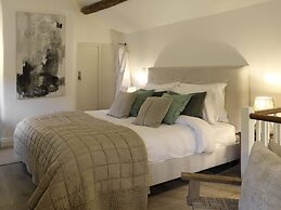 The Feathered Nest Country Inn