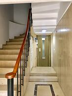 Sirena's Suites
