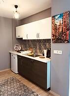Sirena's Suites