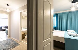 Sirena's Suites