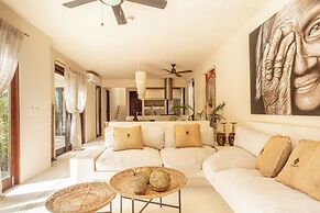 Casa Punta Coco & Beach Club
