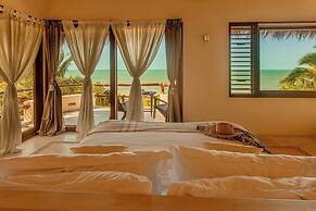Casa Punta Coco & Beach Club